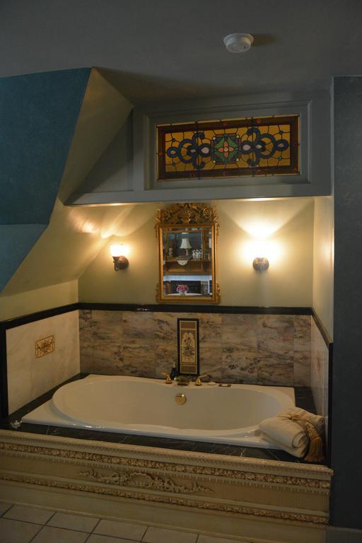 Brumder Mansion Milwaukee Quarto foto